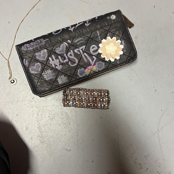 Black Upcycled Custom Quilted Graffiti Zippi Walley - Picture 2 of 3